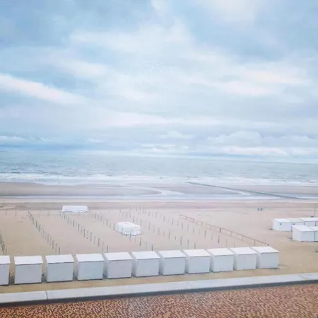 In With Stunning Sea Views